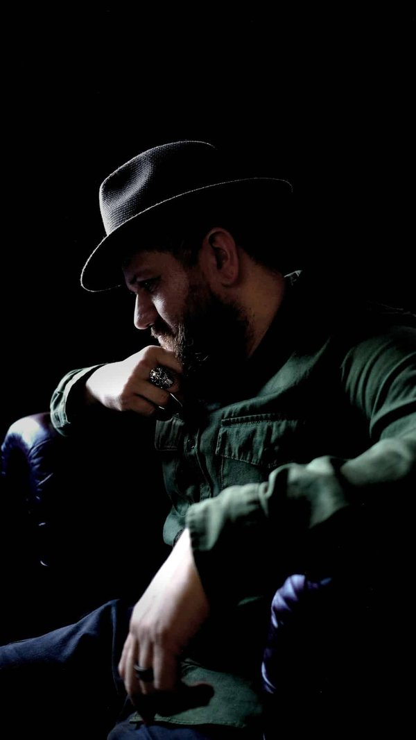 Quali sono i migliori consigli per indossare un cappello fedora con abiti estivi?